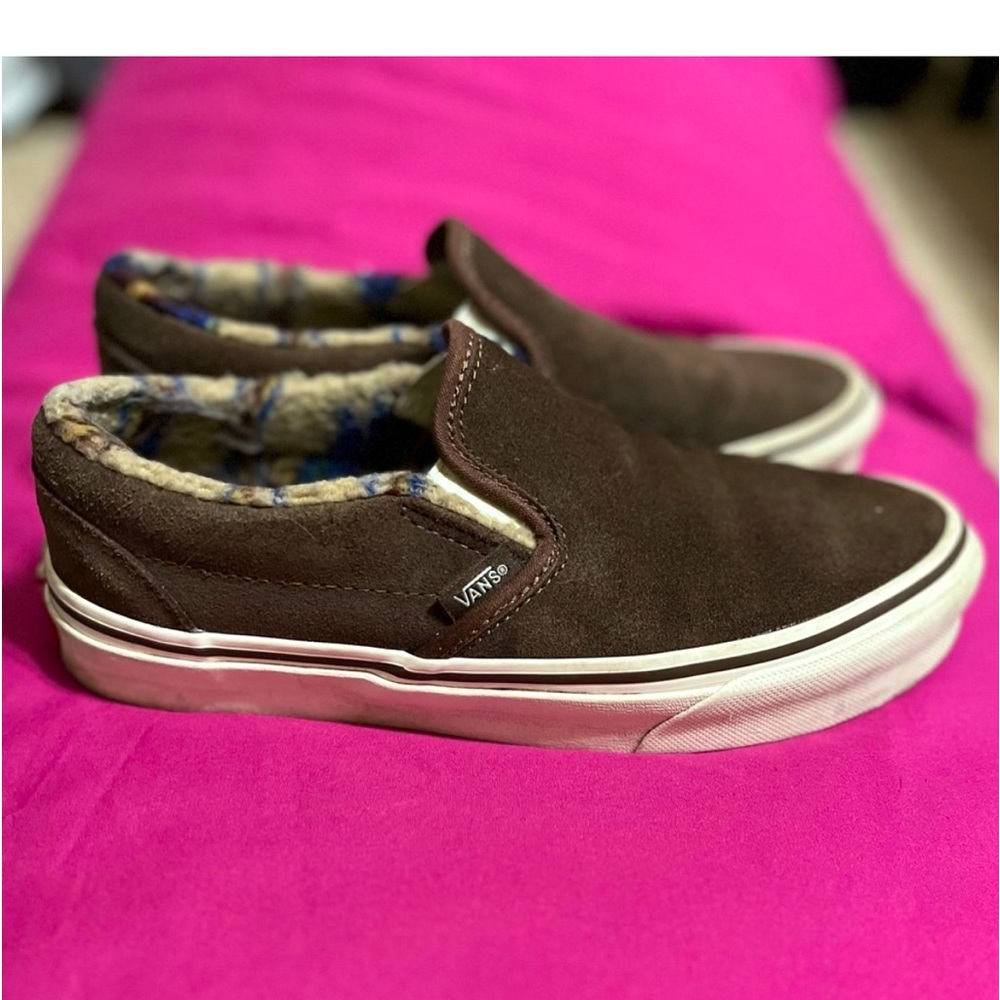 WOMENS VANS SHERPA CLASSIC SLIP ON SHOES!